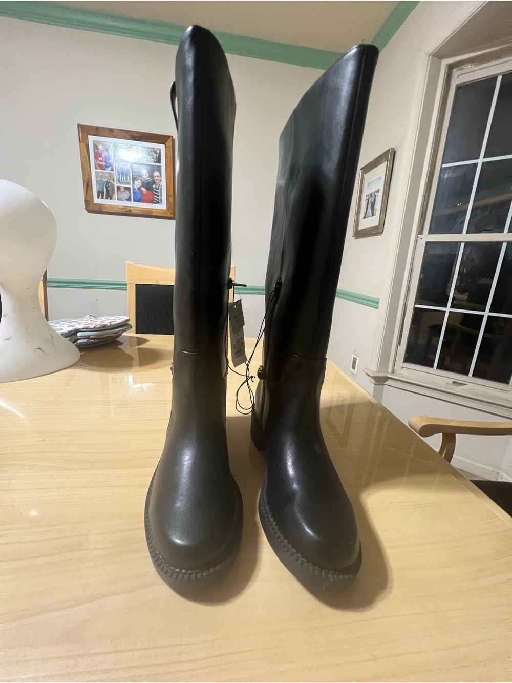 Nwt Black Knee-High leather Boots - Women's Riding Boots size 9 wide calf